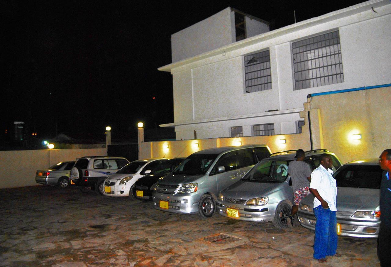 Best Point Hotel Dar es Salaam Esterno foto